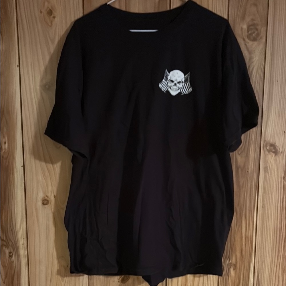 Black Skull Graphic T-Shirt